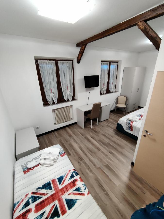 Albergo Baffo Chiuro Buitenkant foto
