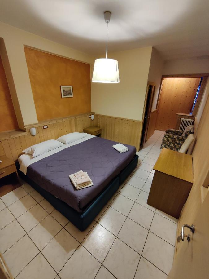Albergo Baffo Chiuro Buitenkant foto
