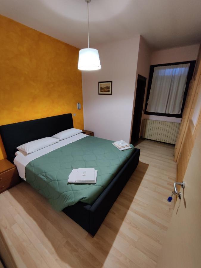 Albergo Baffo Chiuro Buitenkant foto