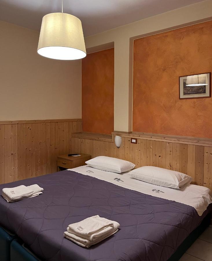 Albergo Baffo Chiuro Buitenkant foto